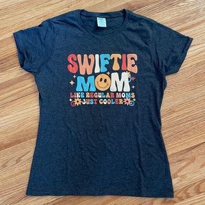 Brand New Swiftie Mom T-Shirt - Medium